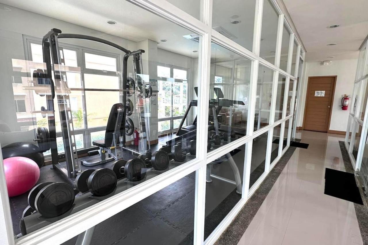 2 Bedroom And Studio Apartments With Private Pool And Gym In Vista Manors Verdant Puerto Princesa Exterior foto