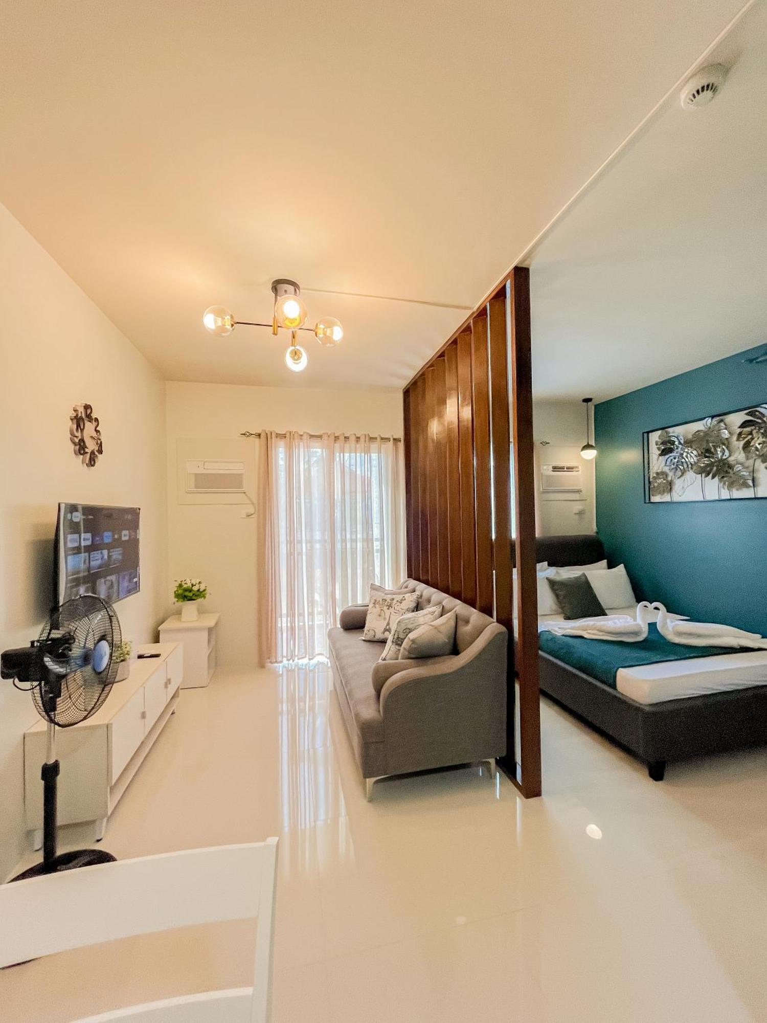 2 Bedroom And Studio Apartments With Private Pool And Gym In Vista Manors Verdant Puerto Princesa Exterior foto